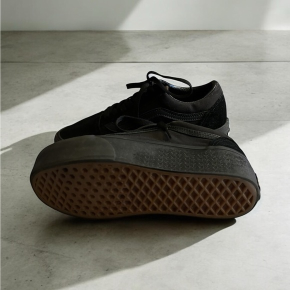 Vans Old Skool Stackform Platform Women's Black Sneakers. - Picture 11 of 11